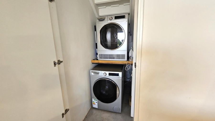 4 Bedroom Property for Sale in Kosmos North West